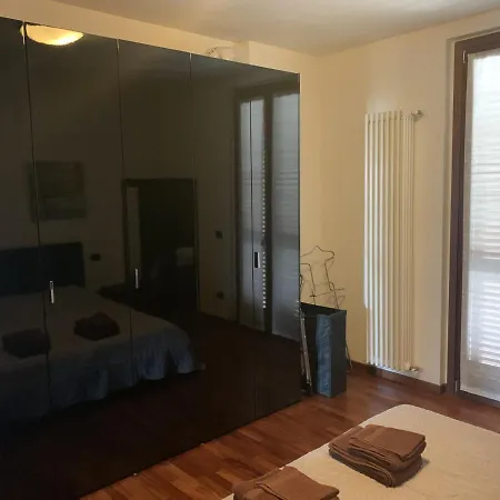 Vista Lago A * סרניקו